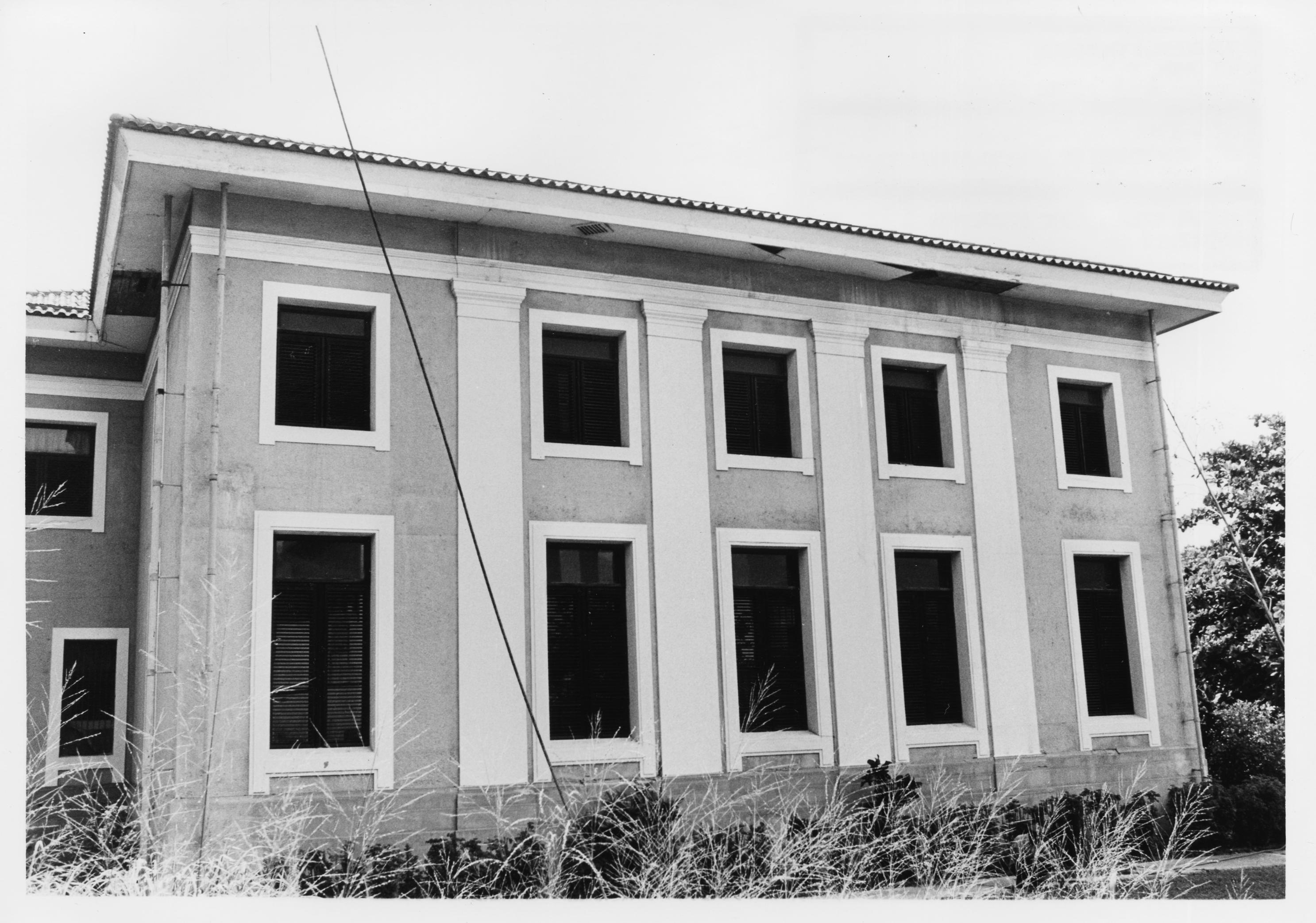 Biblioteca Carnegie - 83004196